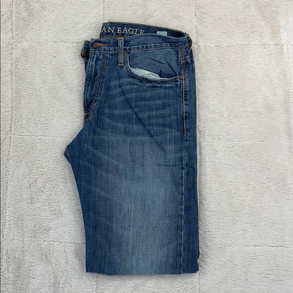 American Eagle Relaxed Jeans - Picture 8 of 8